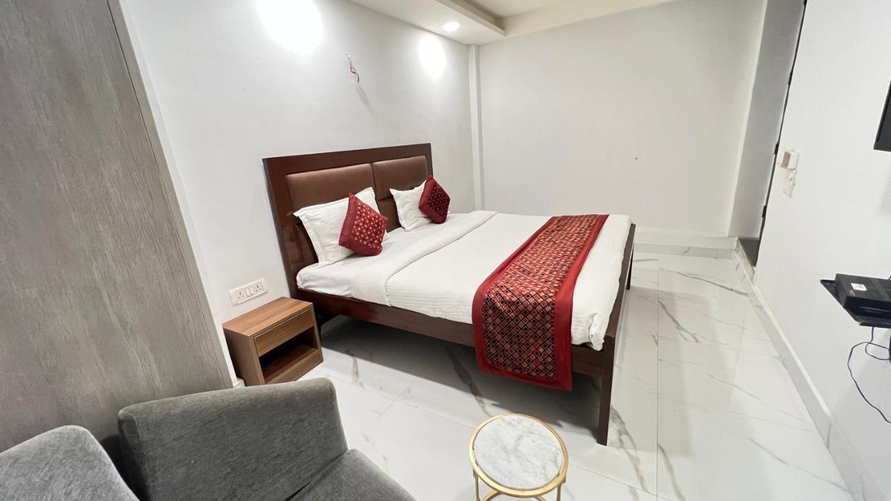The Dream House Bed & Breakfast New Delhi Bagian luar foto