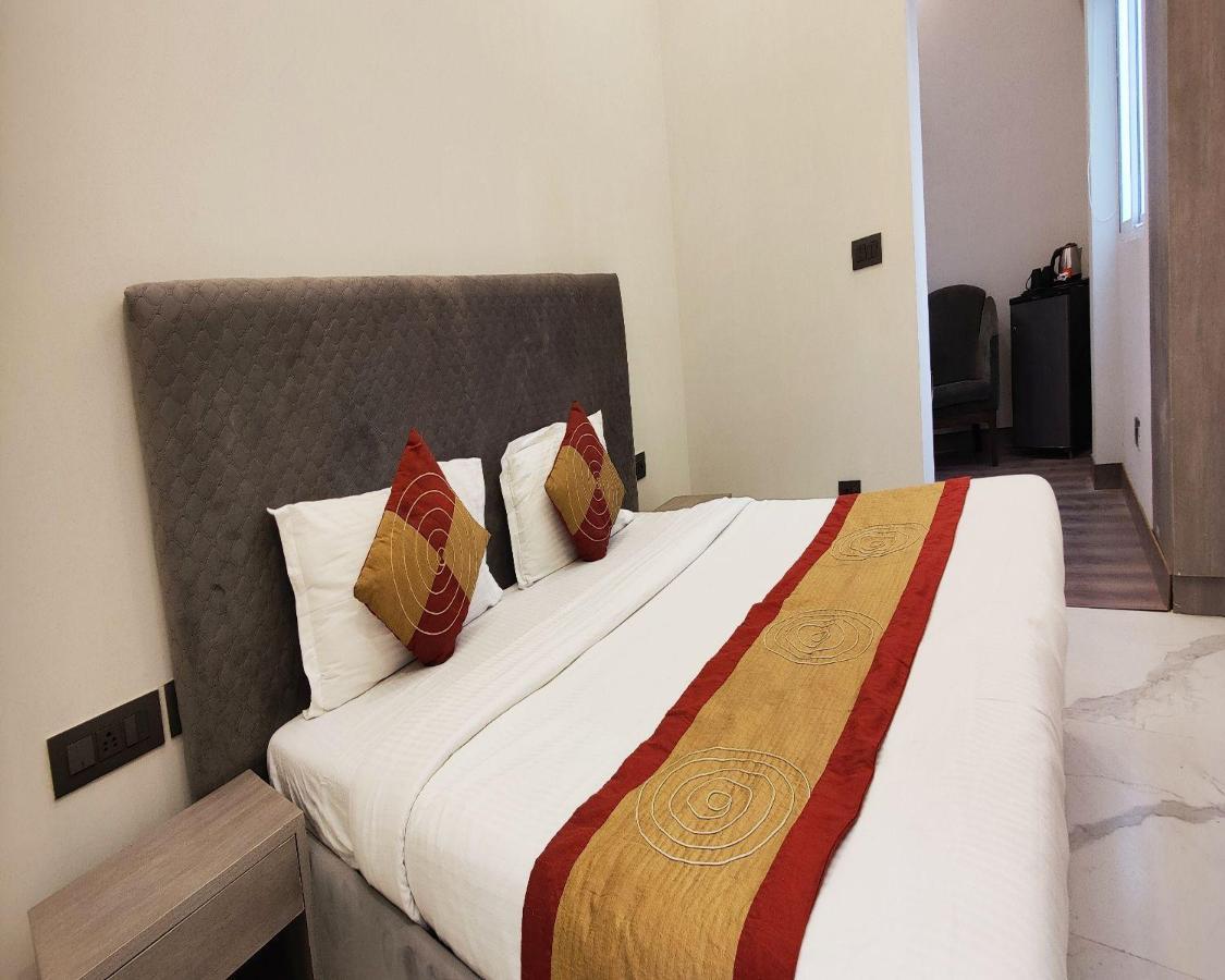 The Dream House Bed & Breakfast New Delhi Bagian luar foto